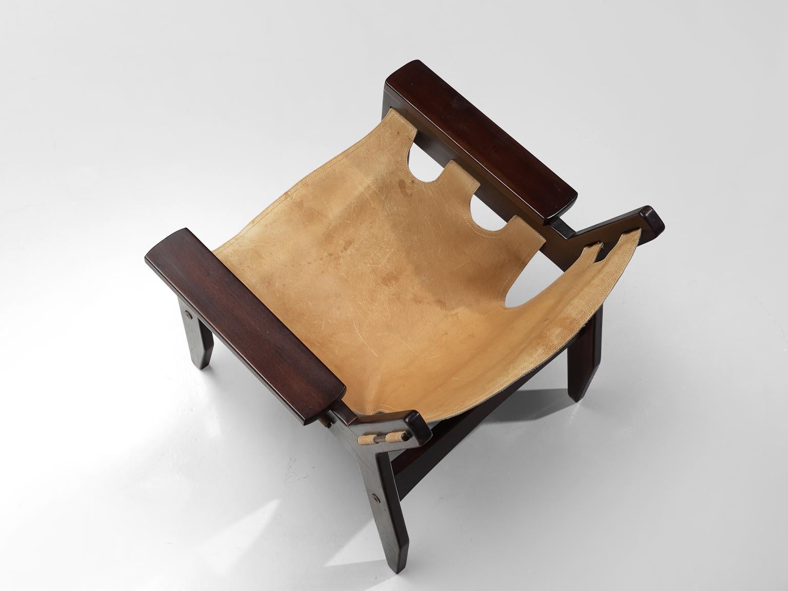 Sergio Rodrigues 'Kilin' Rosewood Armchair with Beige Leather In Good Condition In Waalwijk, NL
