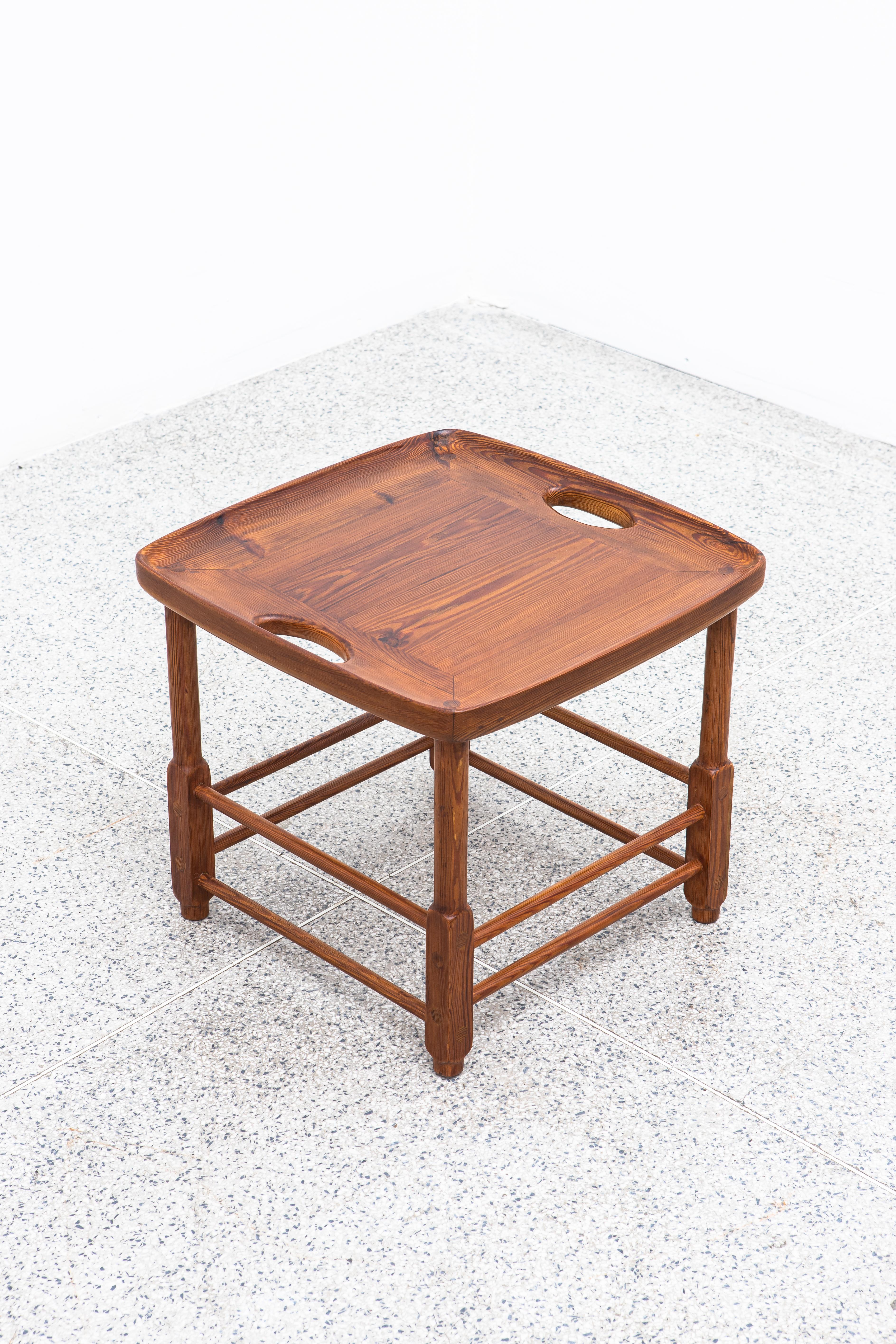 Sérgio Rodrigues, Taburete Magrini, 1963 Brasileño en venta