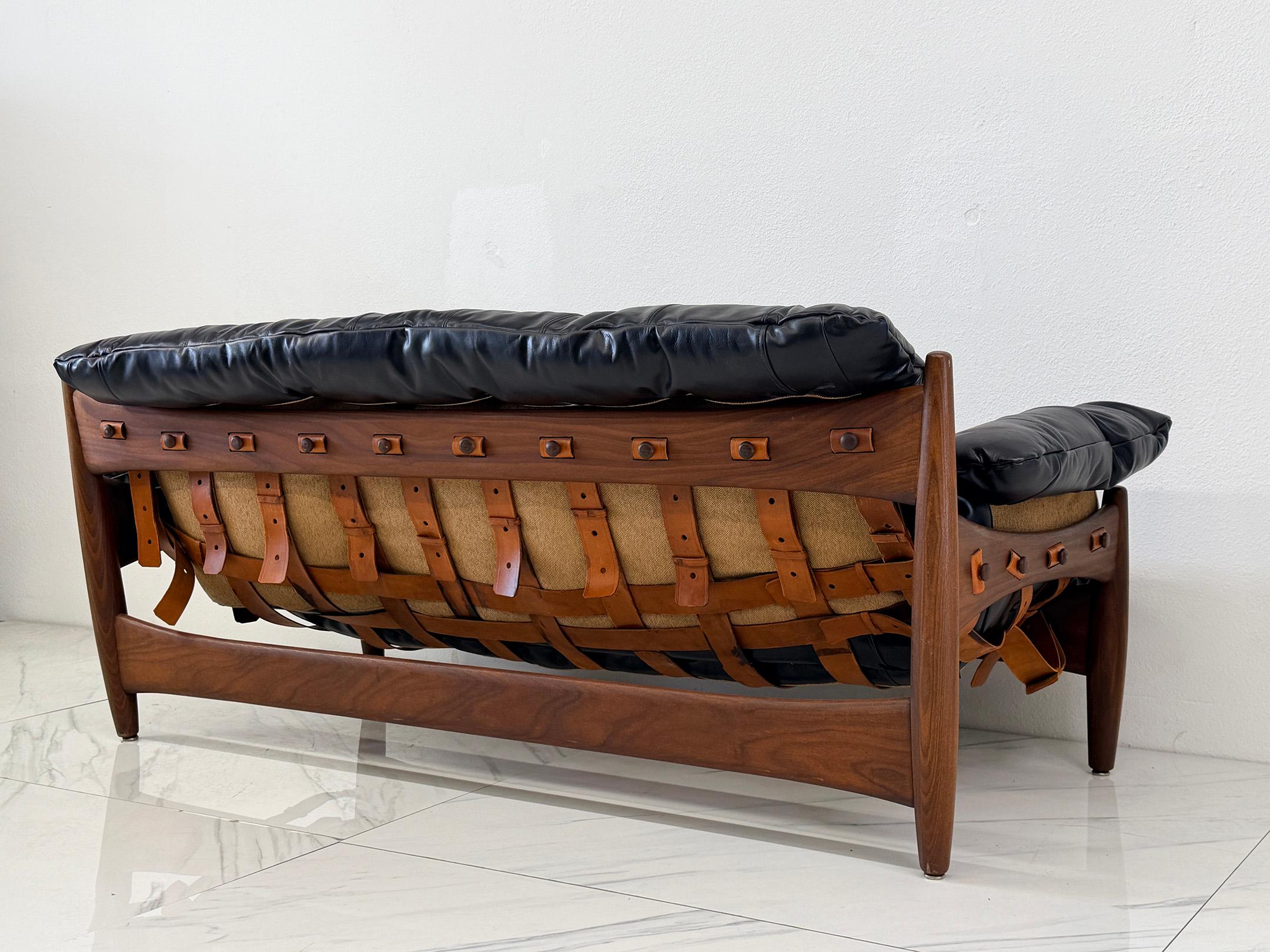 Sergio Rodrigues Mole Sheriff Sofa, Jacaranda Palisanderholz, Leder, 1960er Jahre (Moderne der Mitte des Jahrhunderts) im Angebot