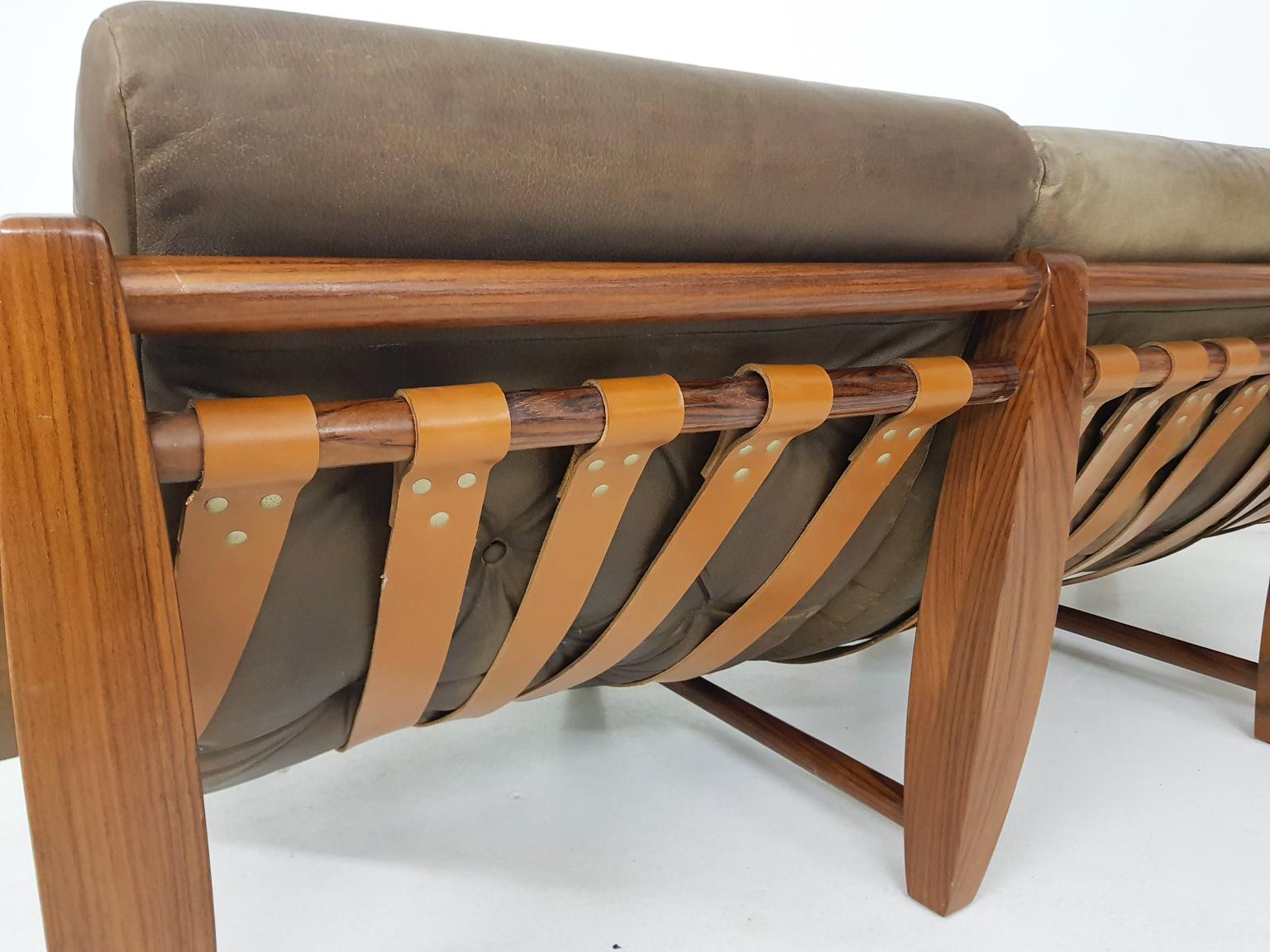 Brazilian Sergio Rodrigues or Jean Gillon Attributed Leather and Oak 3-Seat Sofa, 1960s