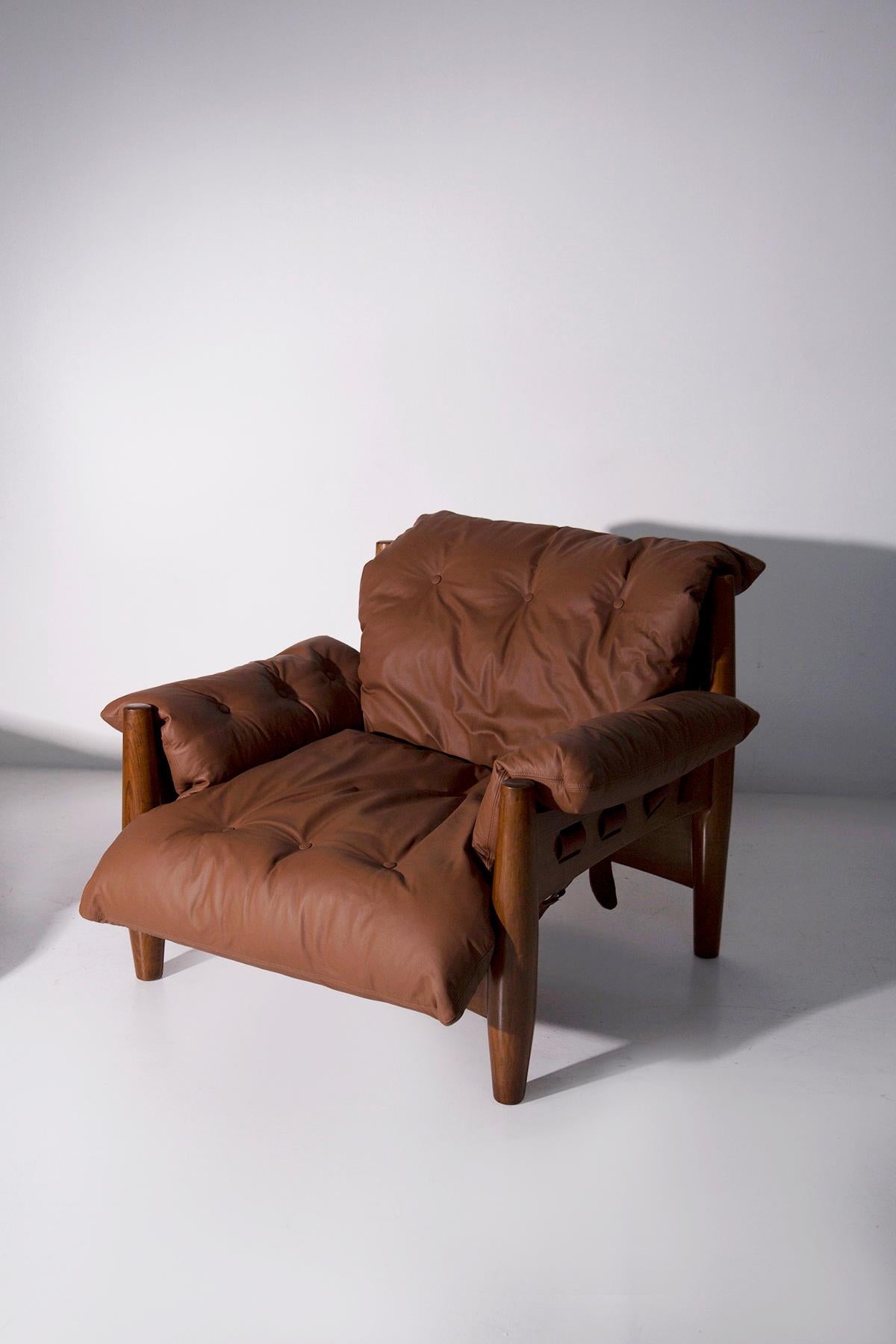 Mid-Century Modern Sergio Rodrigues Pair of armchairs Mole in leather For Sale