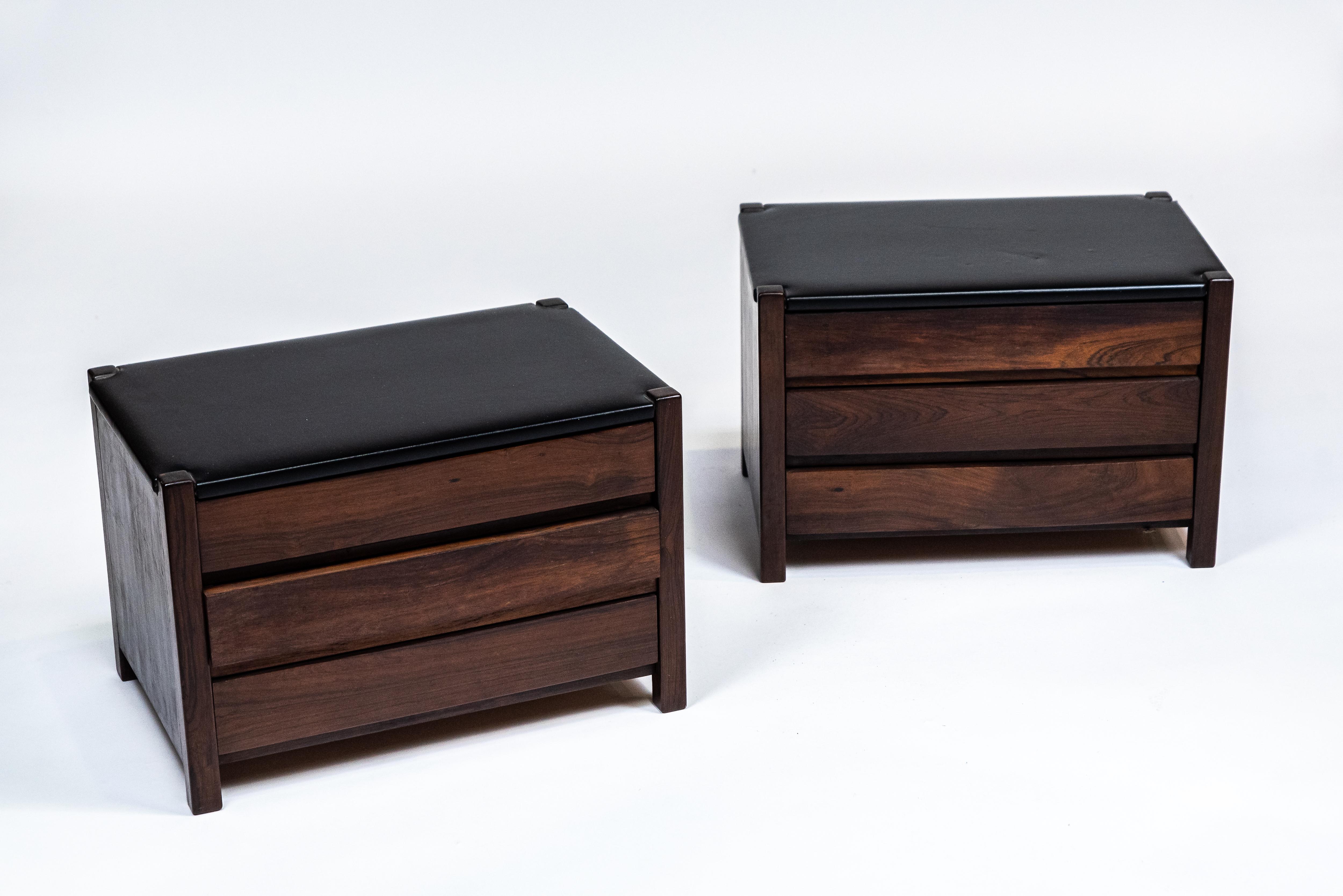 Mid-Century Modern Sergio Rodrigues, Pair of Night Stands, 1960's