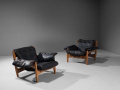 Sergio Rodrigues Pair of 'Sheriff' Lounge Chairs in Walnut and Leather