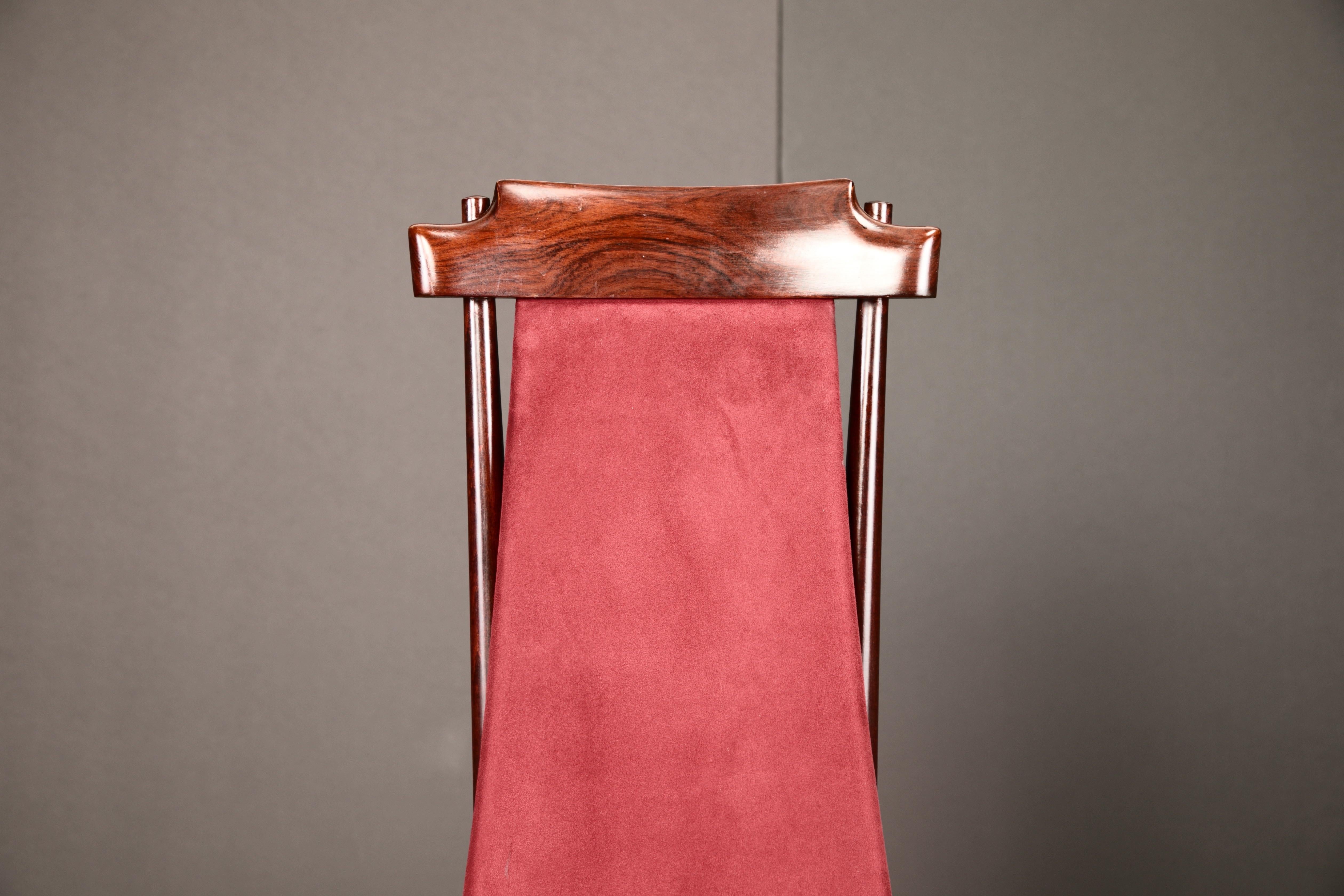 Sergio Rodrigues Set of 6 Brazilian Modern Dining Chairs in Rosewood, 1950s For Sale 4