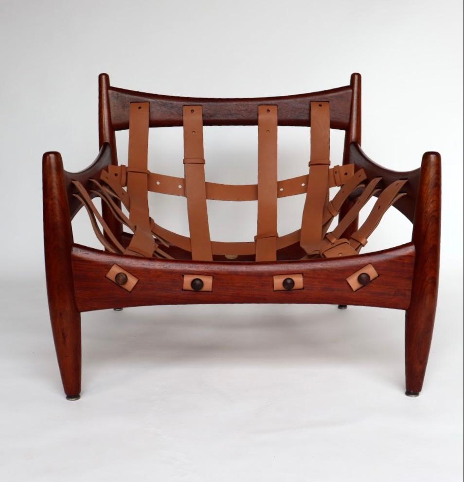 Mid-20th Century Rosewood Sergio Rodrigues Sheriff Chair and Ottoman with new Leather upholstery