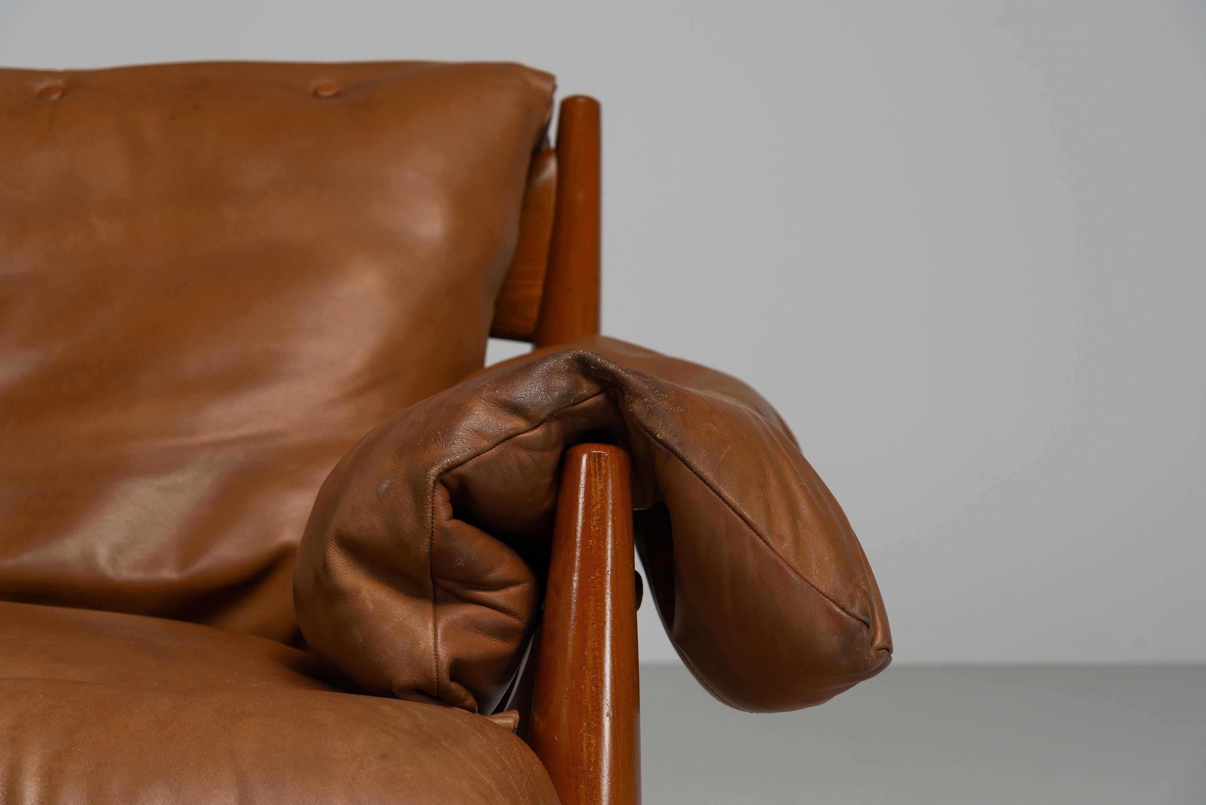 Mid-20th Century Sergio Rodrigues Sheriff lounge chair ISA Bergamo Italy 1961