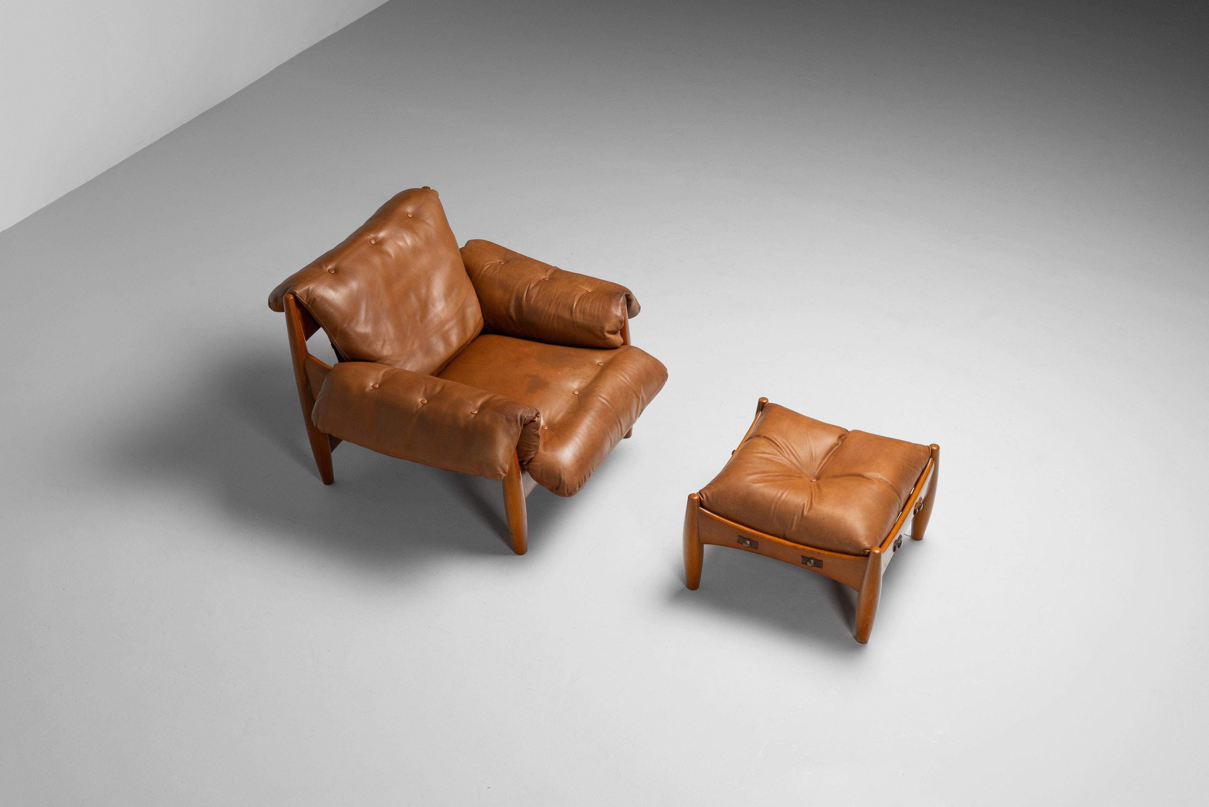 Sergio Rodrigues Sheriff lounge chair ISA Bergamo Italy 1961 1