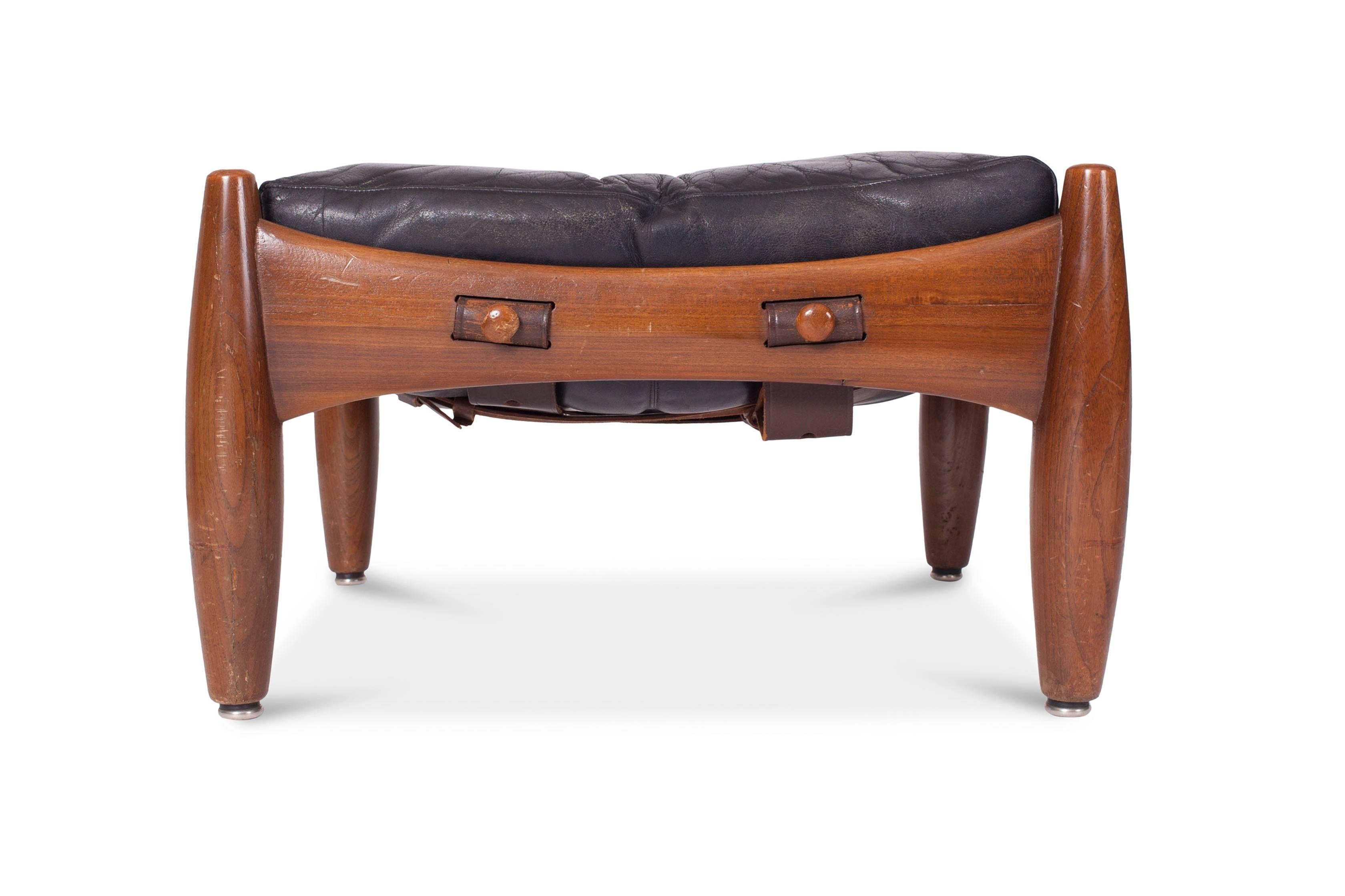 Mid-Century Modern Mid-century modern Brazilian 'Sheriff' Lounge Chair by  Sergio Rodrigues 