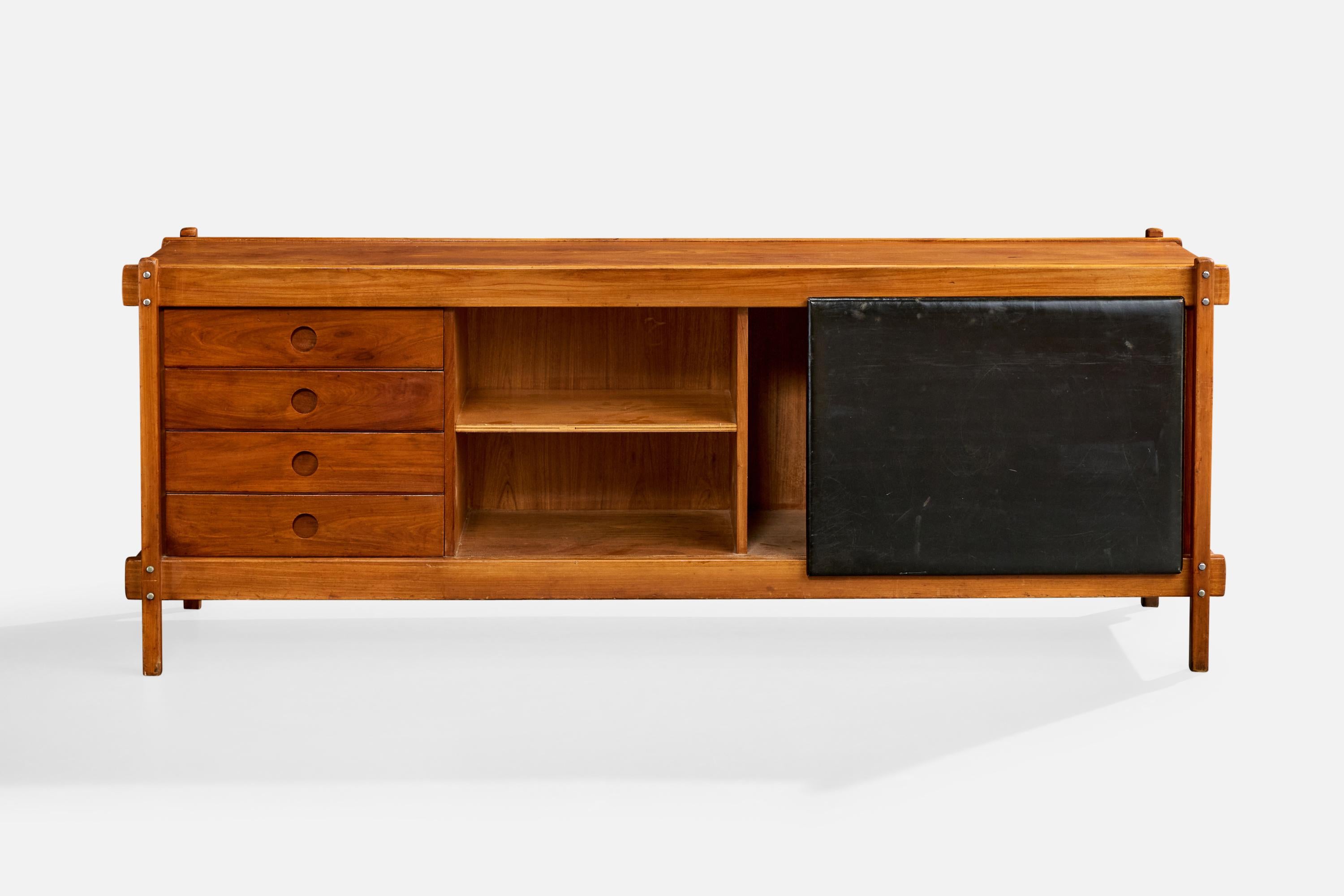 Sergio Rodrigues, Sideboard, Freijó, Leather, Brazil, 1960s In Good Condition For Sale In High Point, NC