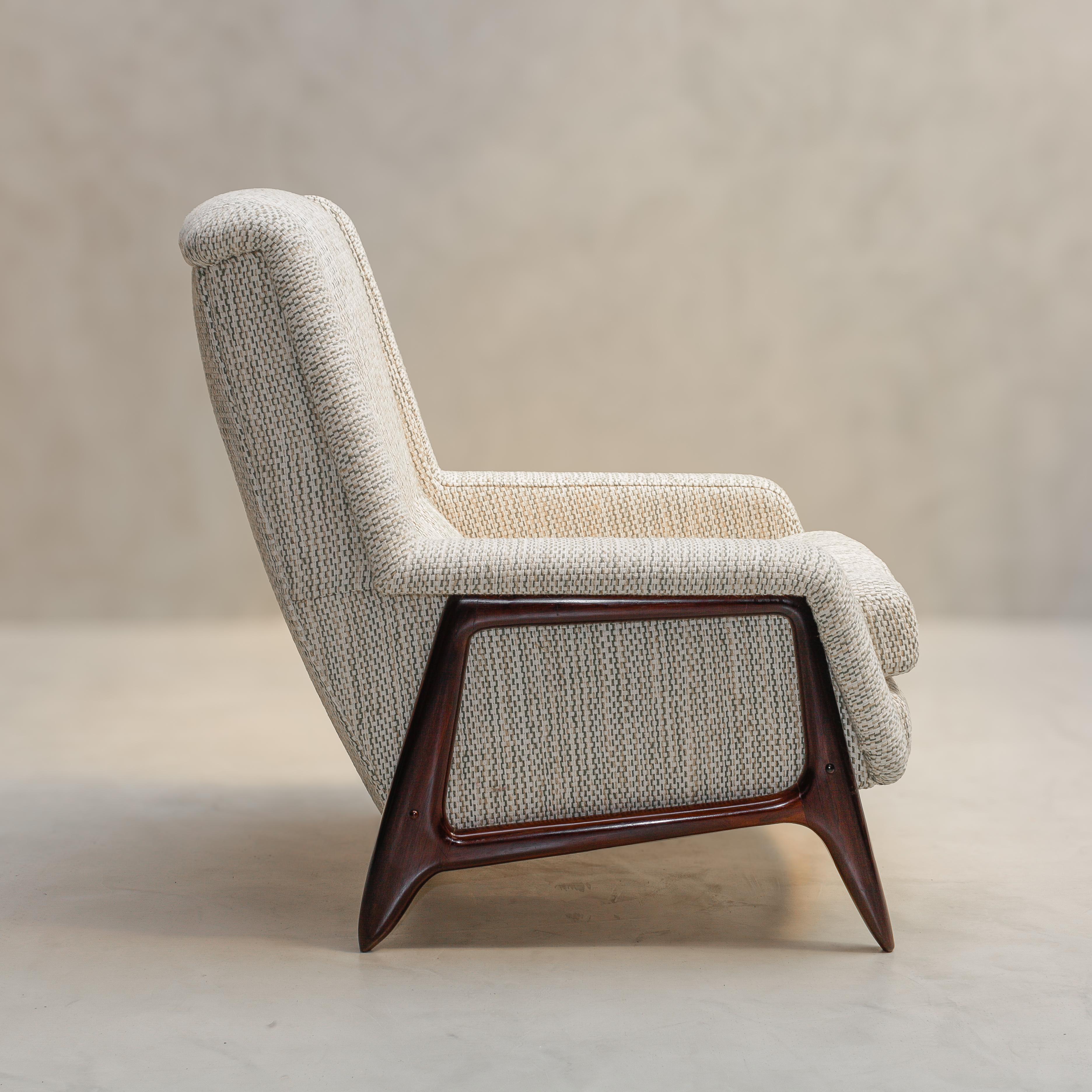 Sergio Rodrigues - Taba - Stella armchair in solid rosewood jacaranda 1956 For Sale 3