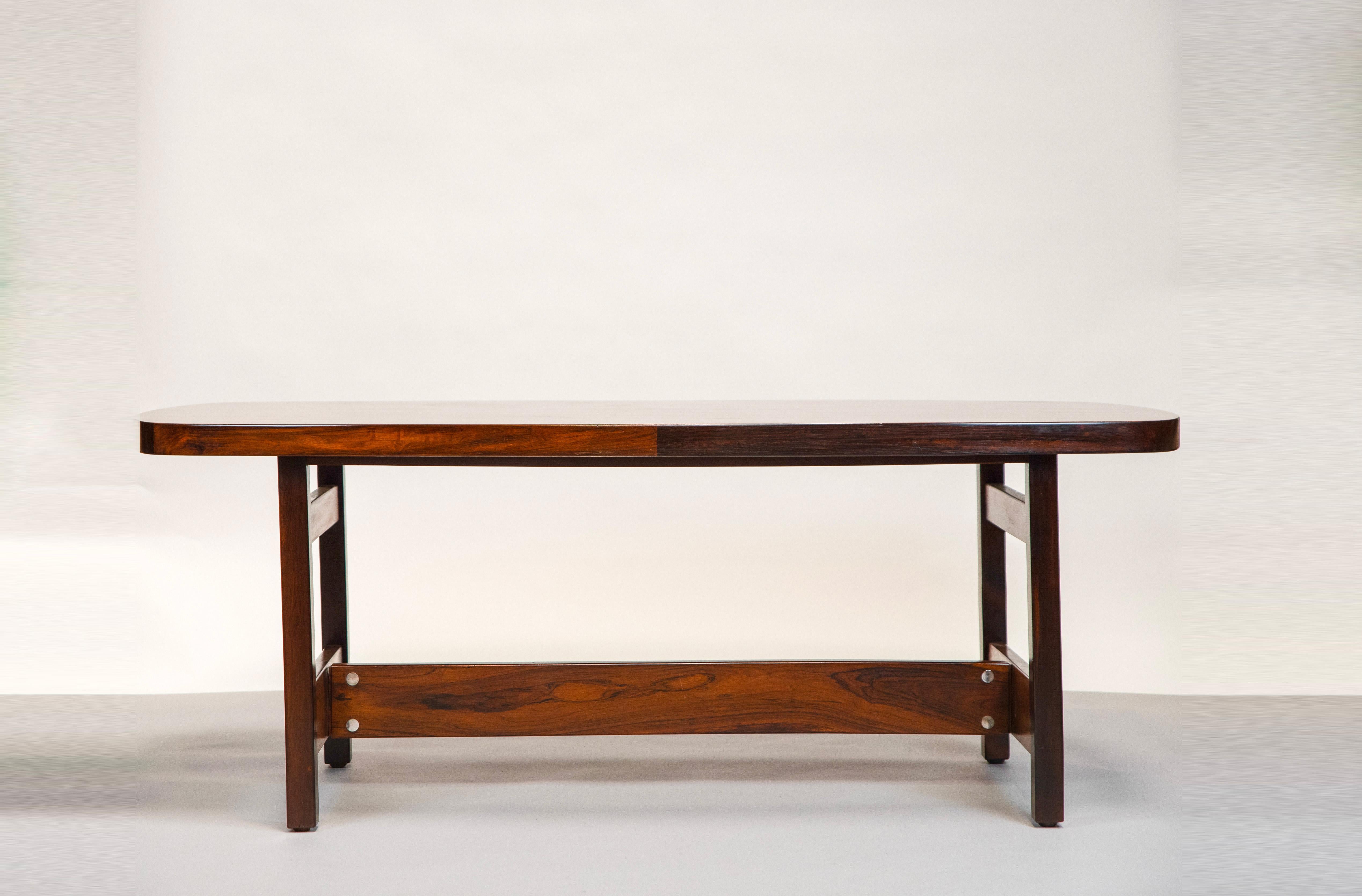 Sergio Rodrigues, Table 