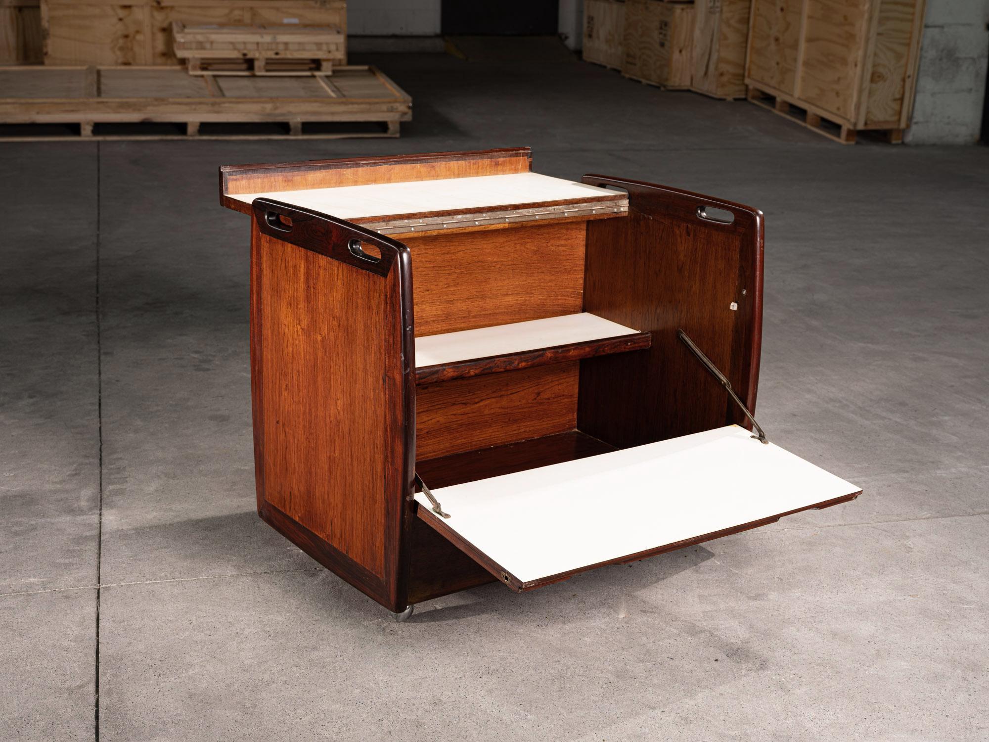 Brazilian Sergio Rodrigues. Tea trolley / Bar, c. 1960. Edition Oca For Sale