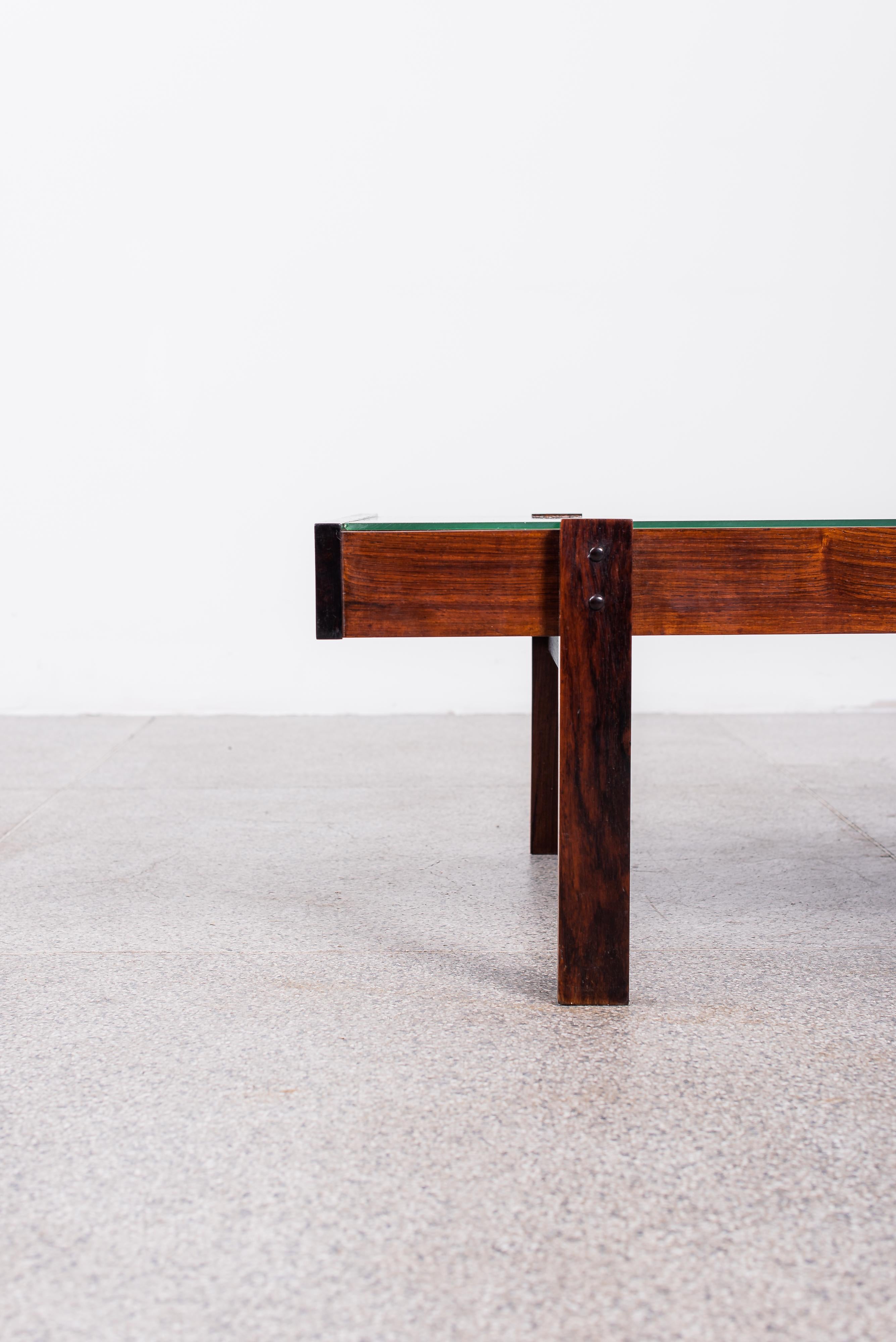 Sérgio Rodrigues, Tavolo a vitrine, 1958 in vendita 2