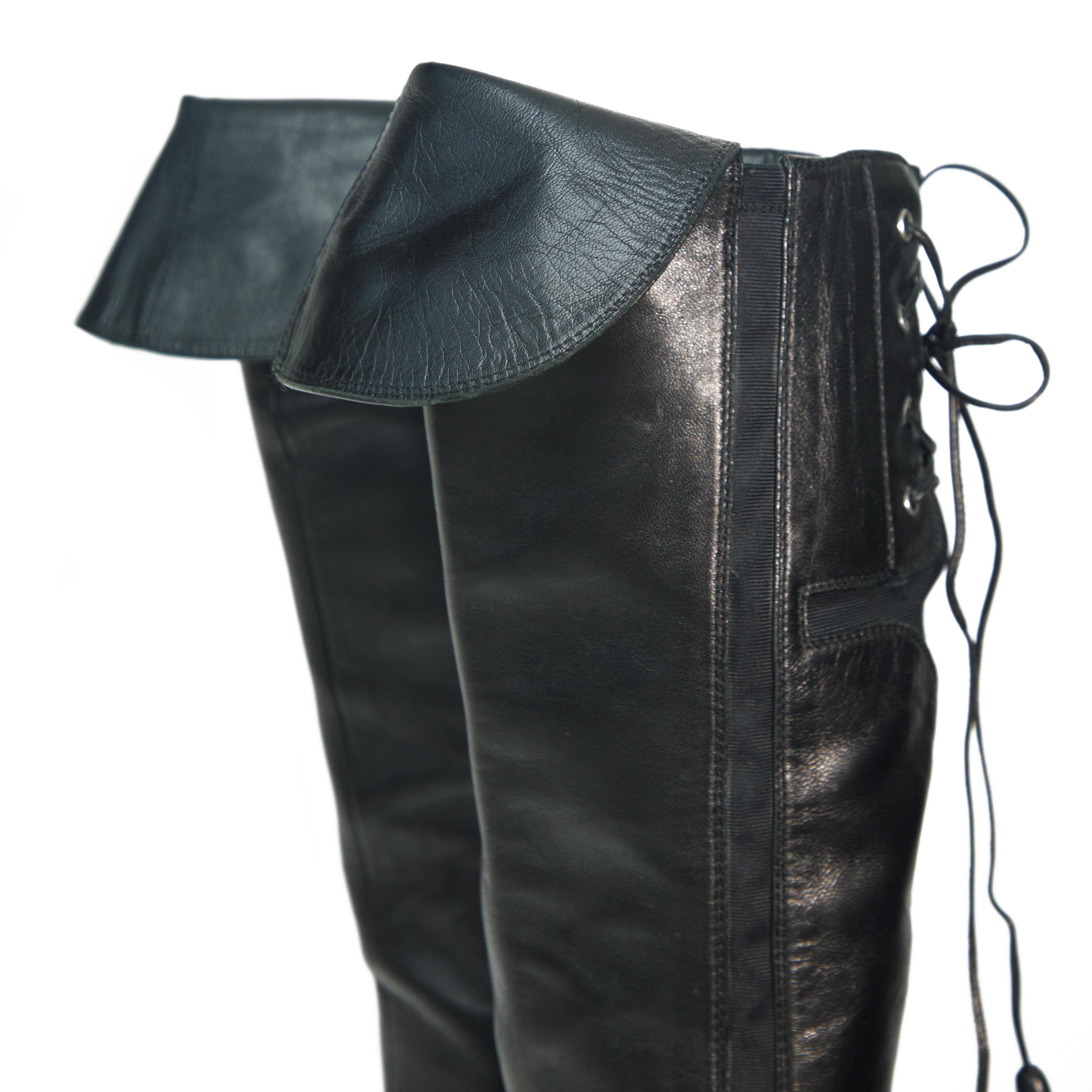 Women's or Men's Sergio Rossi 2008 Black Leather Knee High Boots size 37.5 For Sale