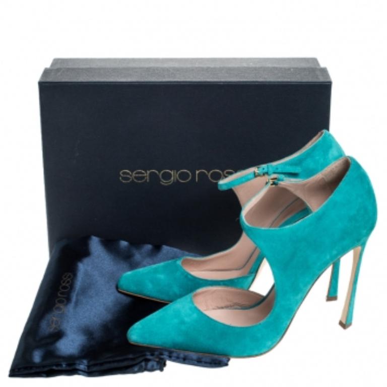 Sergio Rossi Aqua Blue Suede Mary Jane Ankle Strap Pumps Taglia 40 In condizioni buone in vendita a Dubai, Al Qouz 2
