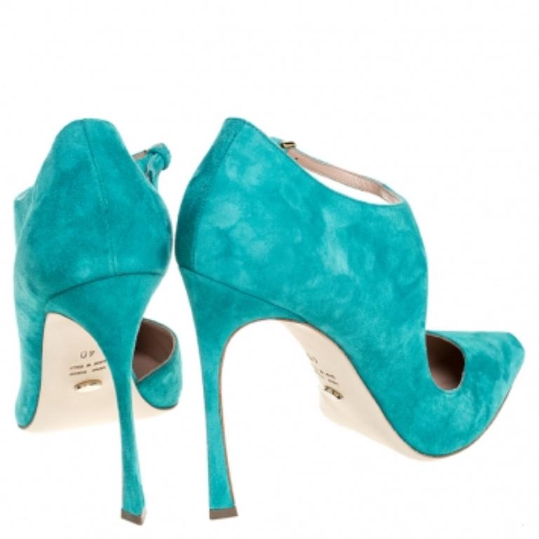 Sergio Rossi Aqua Blue Suede Mary Jane Ankle Strap Pumps Taglia 40 in vendita 3