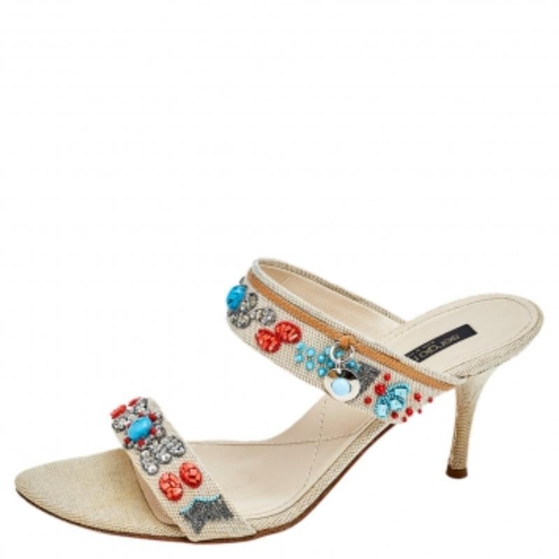 Sergio Rossi Beige Canvas Embellished Slide Sandals Taglia 39.5 in vendita 3