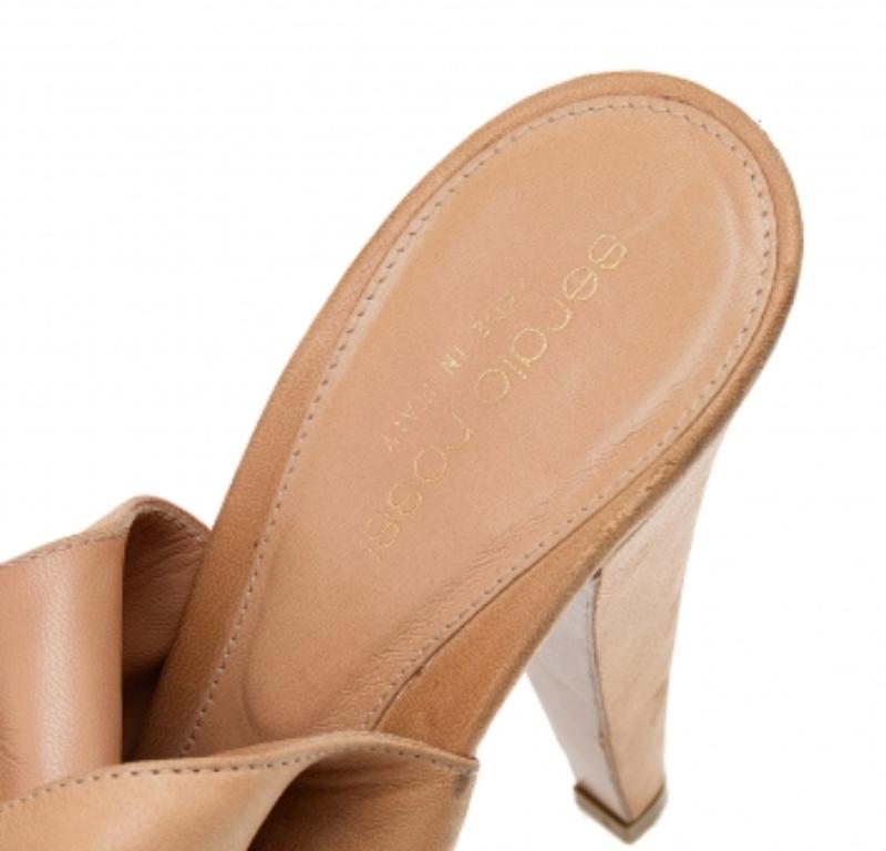 Sergio Rossi Beige Leder Plateau-Wickelsandalen mit Knöchelverschluss Größe 38 im Angebot 1