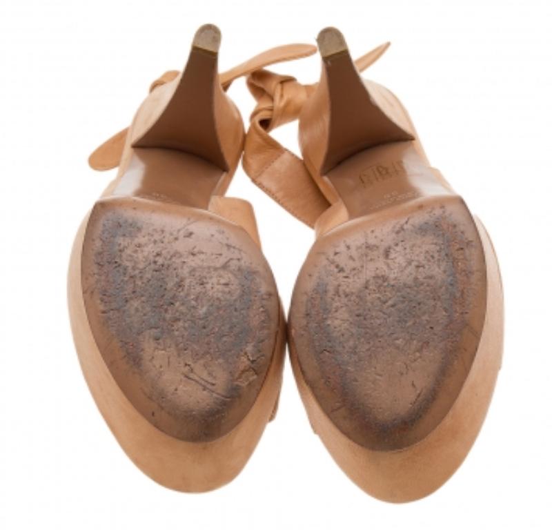 Sergio Rossi Beige Leder Plateau-Wickelsandalen mit Knöchelverschluss Größe 38 im Angebot 3
