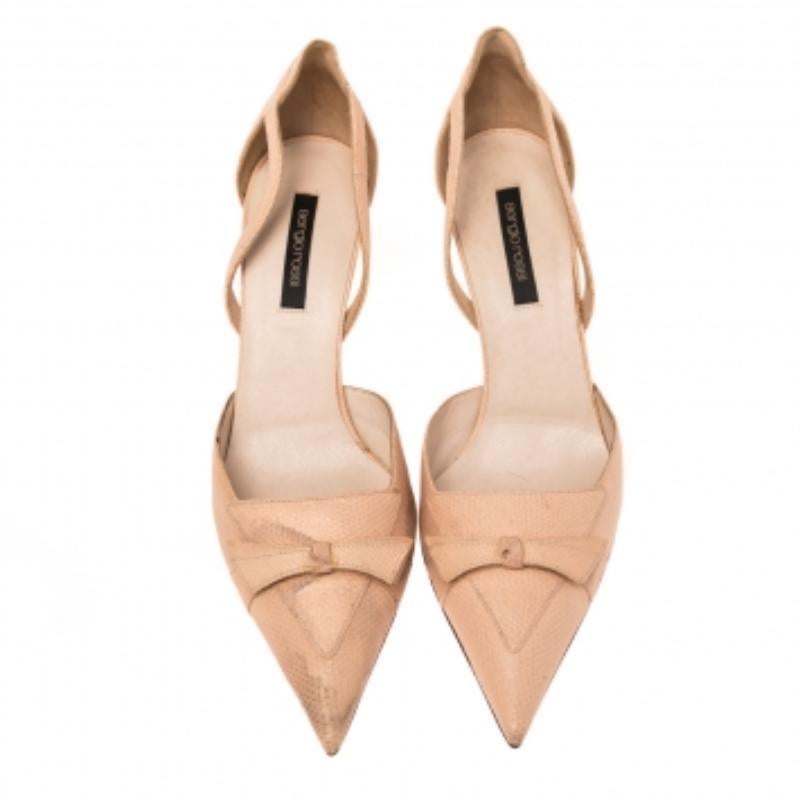 Sergio Rossi - Sandales à bout pointu en cuir gaufré lézard beige, taille 41 Bon état - En vente à Dubai, Al Qouz 2