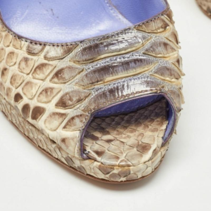 Sergio Rossi Beige Python Leder Peep Toe Pumps Größe 37.5 im Angebot 1