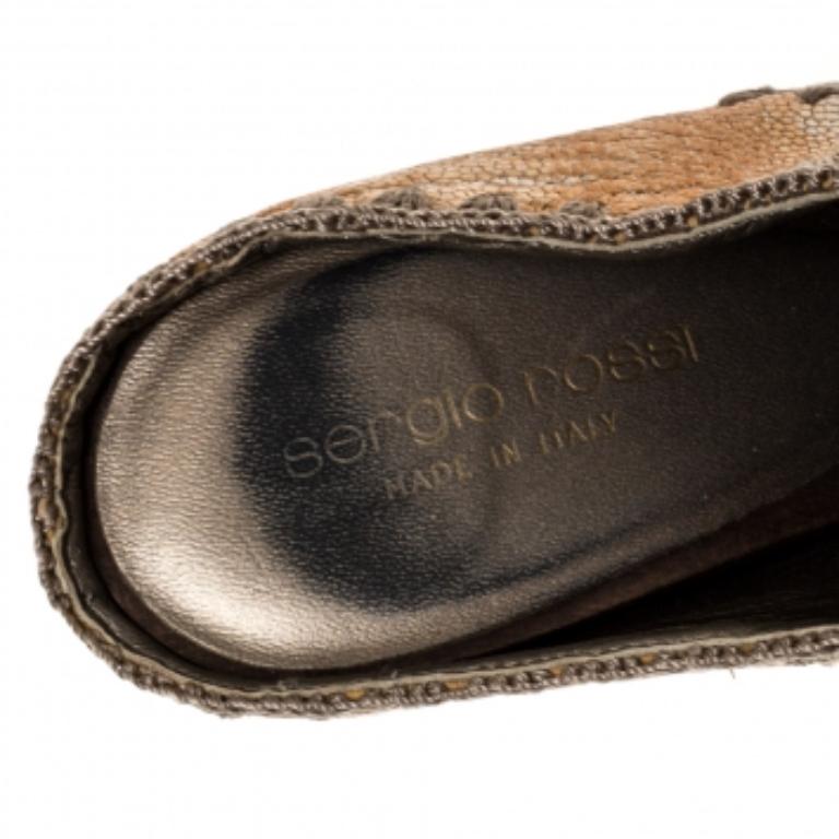 Sergio Rossi Beige Suede Stud Trim Wooden Platform Pointed Toe Mules Size 37.5 For Sale 1