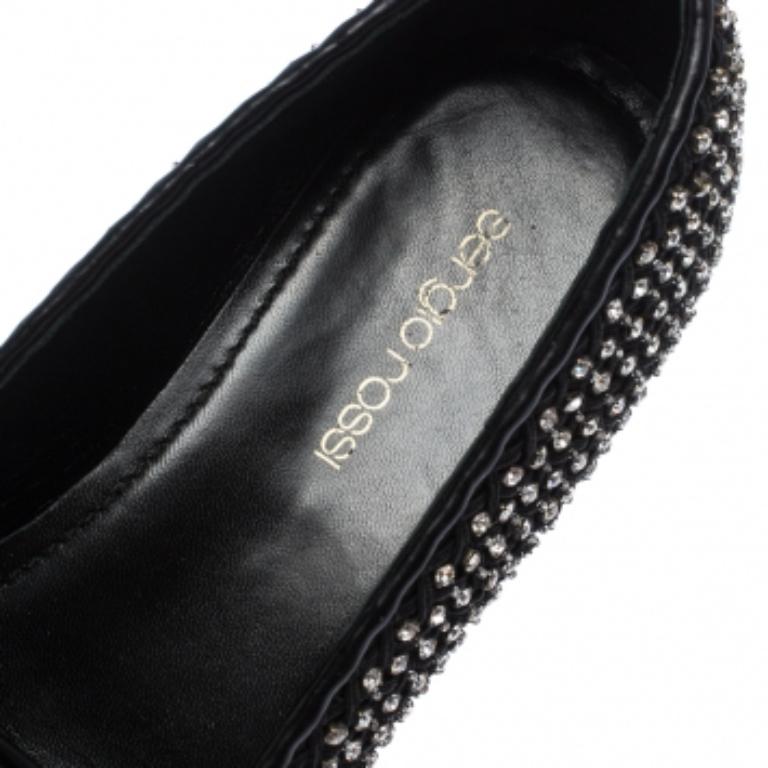 Sergio Rossi - Mocassins plats ornés de cristaux noirs avec nœud papillon, taille 36,5 en vente 1
