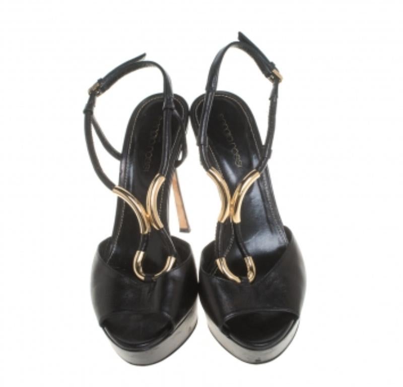 Sergio Rossi Black Leather Ankle Strap Platform Sandals Size 37 In Good Condition For Sale In Dubai, Al Qouz 2