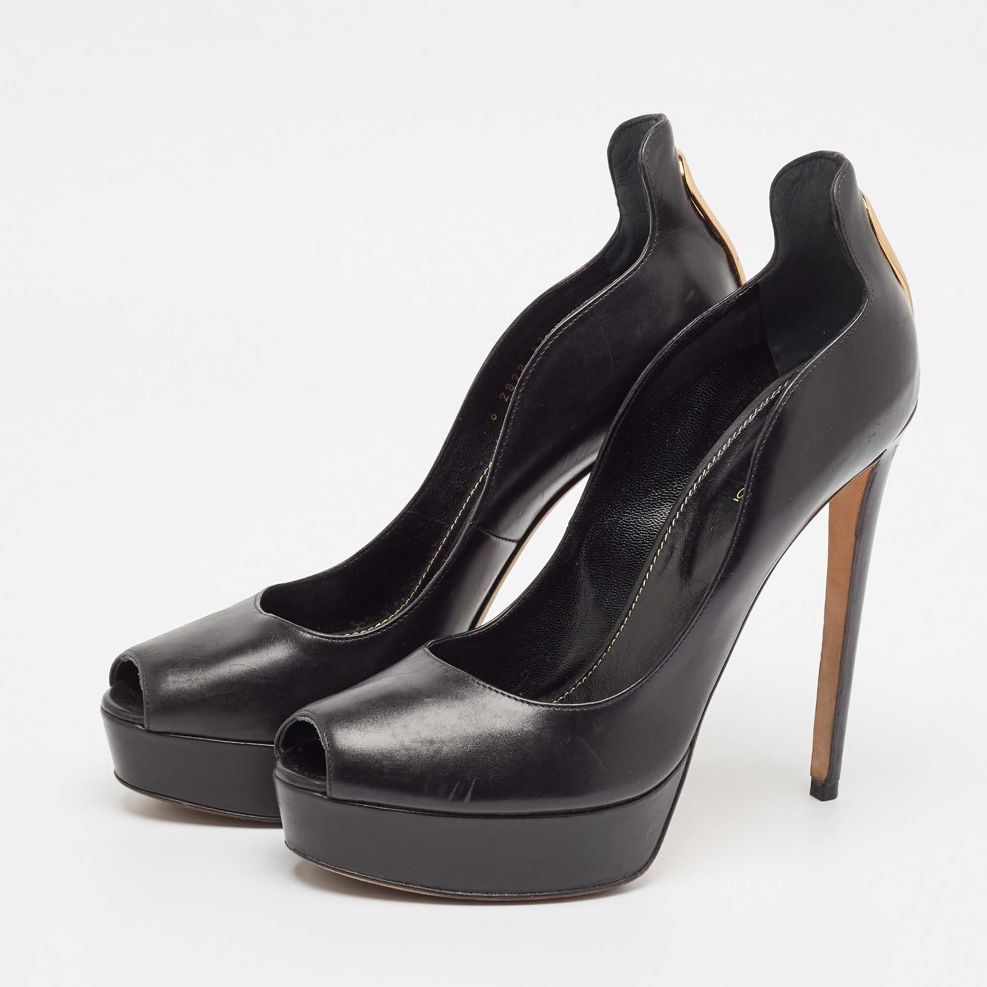 Discover footwear elegance with these Sergio Rossi womens pumps. Meticulously designed these heels marry fashion and comfort ensuring you shine in every setting.