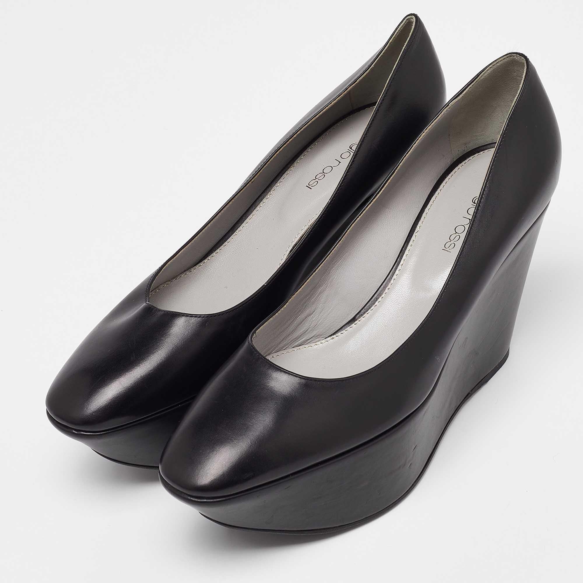 Make a chic style statement with these designer pumps. They showcase sturdy heels and durable soles, perfect for your fashionable outings!