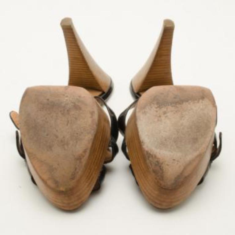 De las mujeres Sergio Rossi Sandalias de cuero negro con plataforma de madera Talla 38 en venta