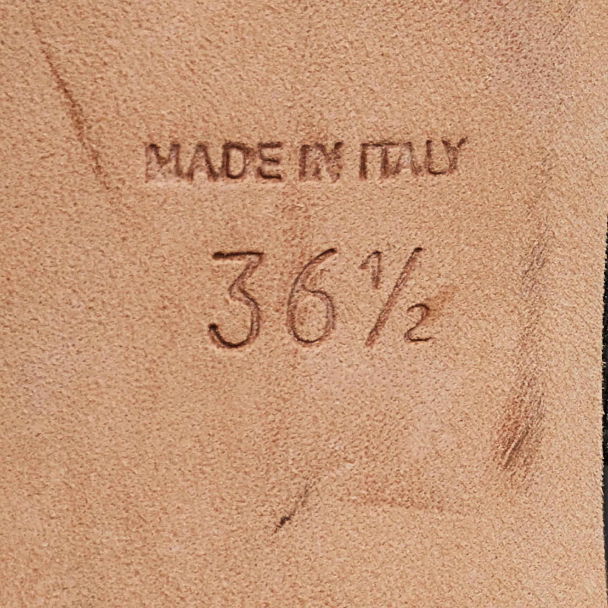 Sergio Rossi Sandales à lanières en tissu et vernis noir Taille 36.5 en vente 3