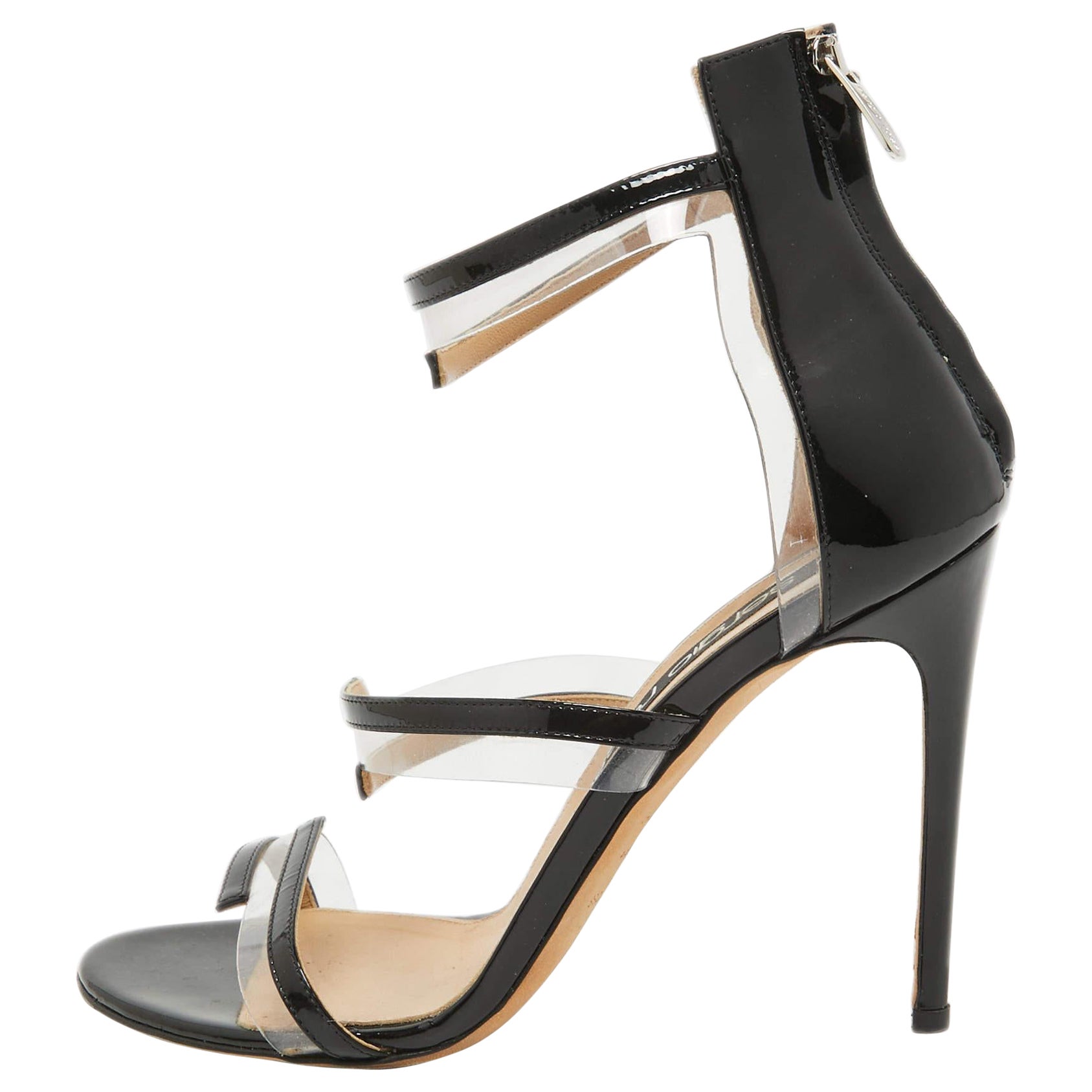 Sergio Rossi Sandalias con correa en el tobillo de charol negro y PVC talla 40