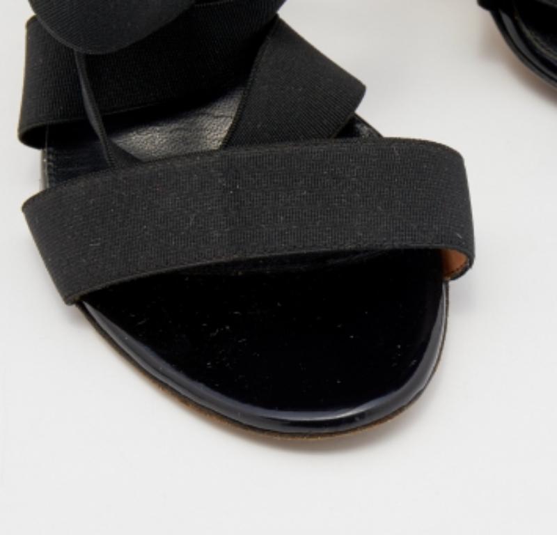 Sergio Rossi Sandales à lanières élastiques et en cuir verni noir Taille 36 Pour femmes en vente