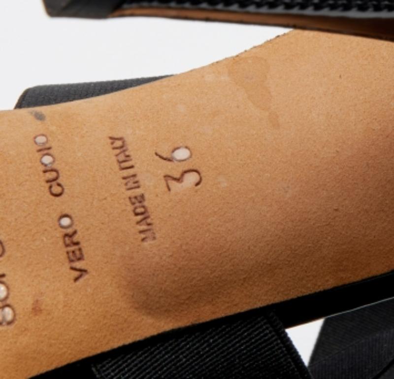 Sergio Rossi Sandales à lanières élastiques et en cuir verni noir Taille 36 en vente 3