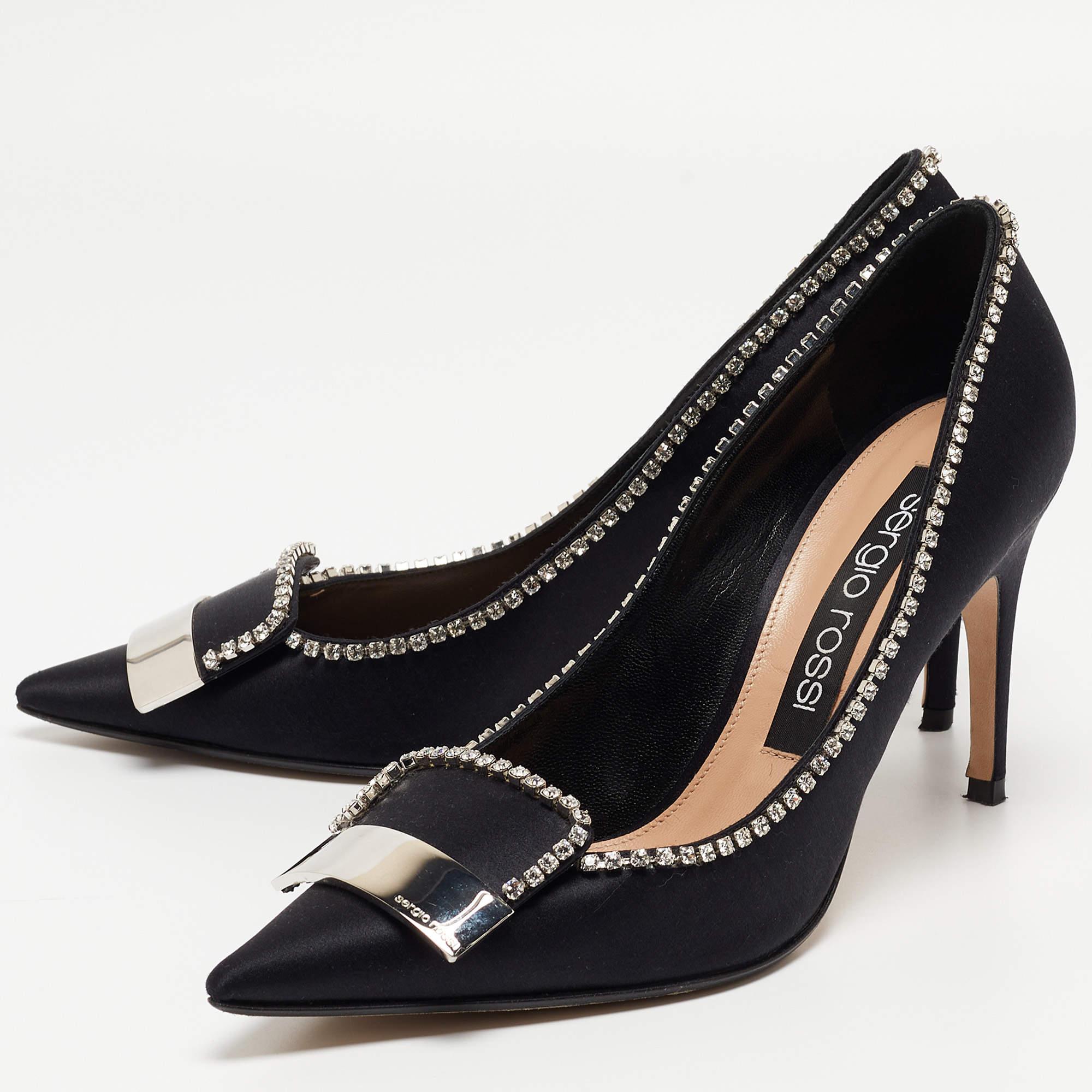 Perfectly sewn and finished to ensure an elegant look and fit these Sergio Rossi shoes are a purchase you'll love flaunting. They look great on the feet.