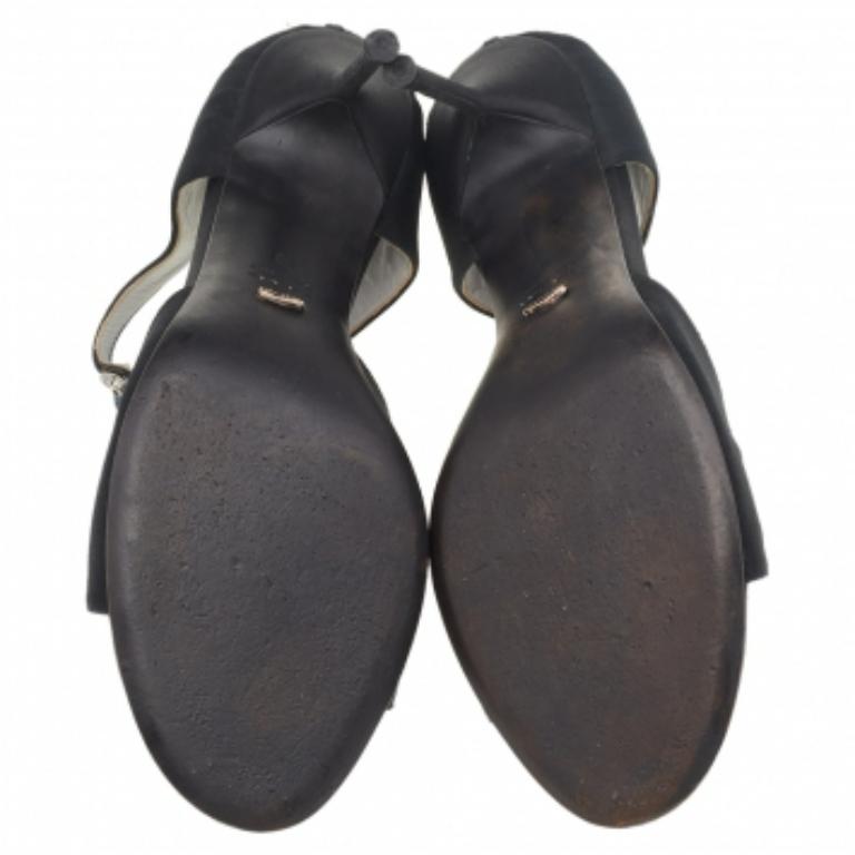 Noir Sergio Rossi - Escarpins à bout ouvert en satin noir avec ornements - Taille 40 en vente