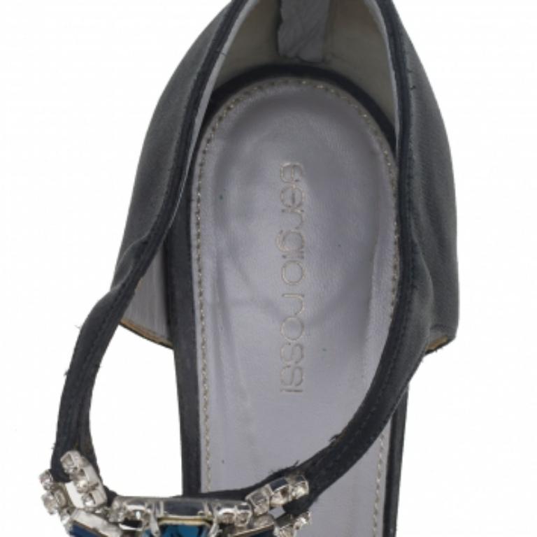 Sergio Rossi - Escarpins à bout ouvert en satin noir avec ornements - Taille 40 en vente 2