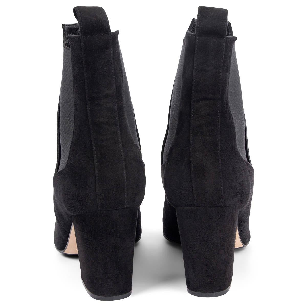 SERGIO ROSSI black suede BLOCK HEEL ANKLE Boots Shoes 38 In Excellent Condition For Sale In Zürich, CH