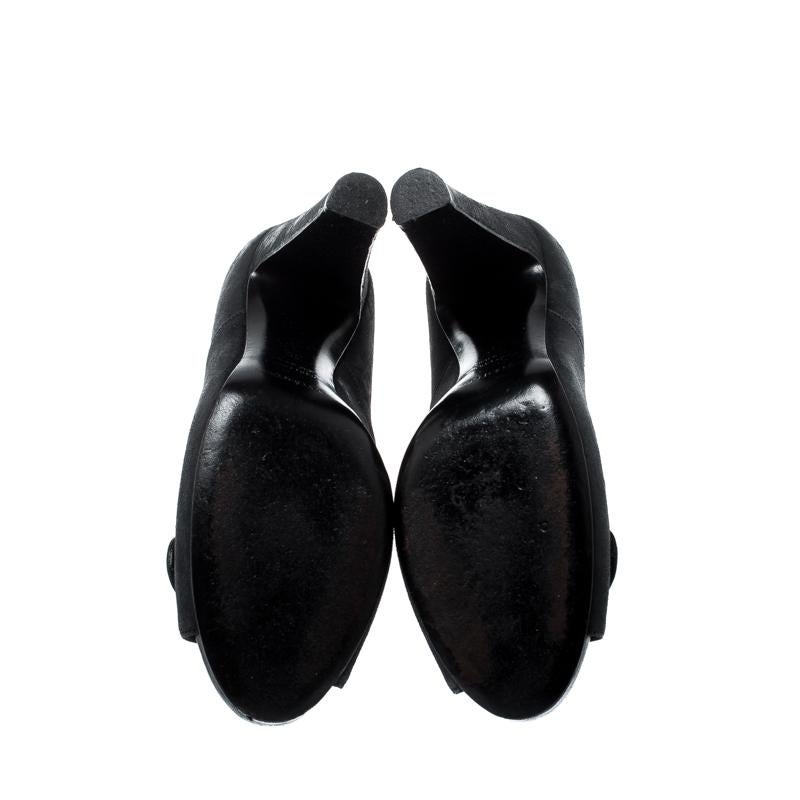 Women's Sergio Rossi Black Suede Button Peep Toe Pumps Size 39 For Sale