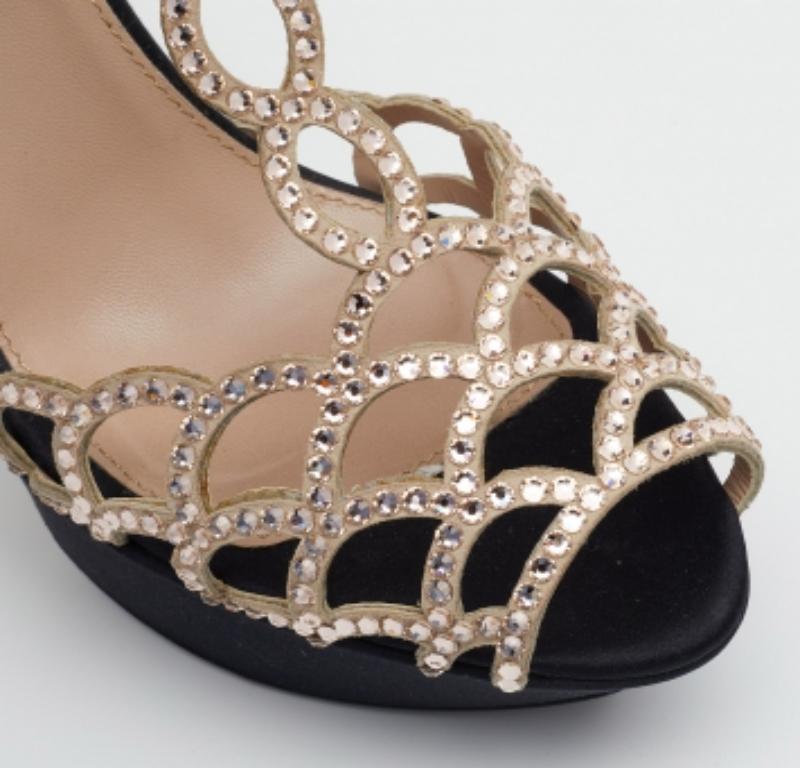 Sergio Rossi Sandalias de plataforma festoneadas con tiras de cristal, negras y de ante, talla 40 en venta 1