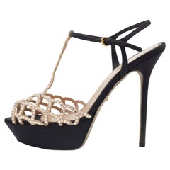 Sergio Rossi Sandalias de plataforma festoneadas con tiras de cristal, negras y de ante, talla 40