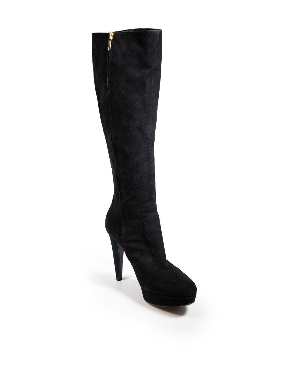 CONDITION is Very good. Minimal wear to boots is evident. Minimal wear to soles, with light abrasions/loosening of the suede pile on this used Sergio Rossi designer resale item.
 
 
 
 Details
 
 
 Black
 
 Suede
 
 Boots
 
 Knee high
 
 Almond toe
