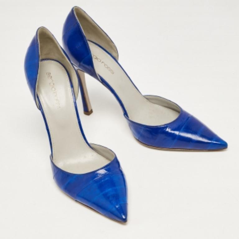 Sergio Rossi Escarpins D'orsay Bleu Eel Taille 38 en vente 2