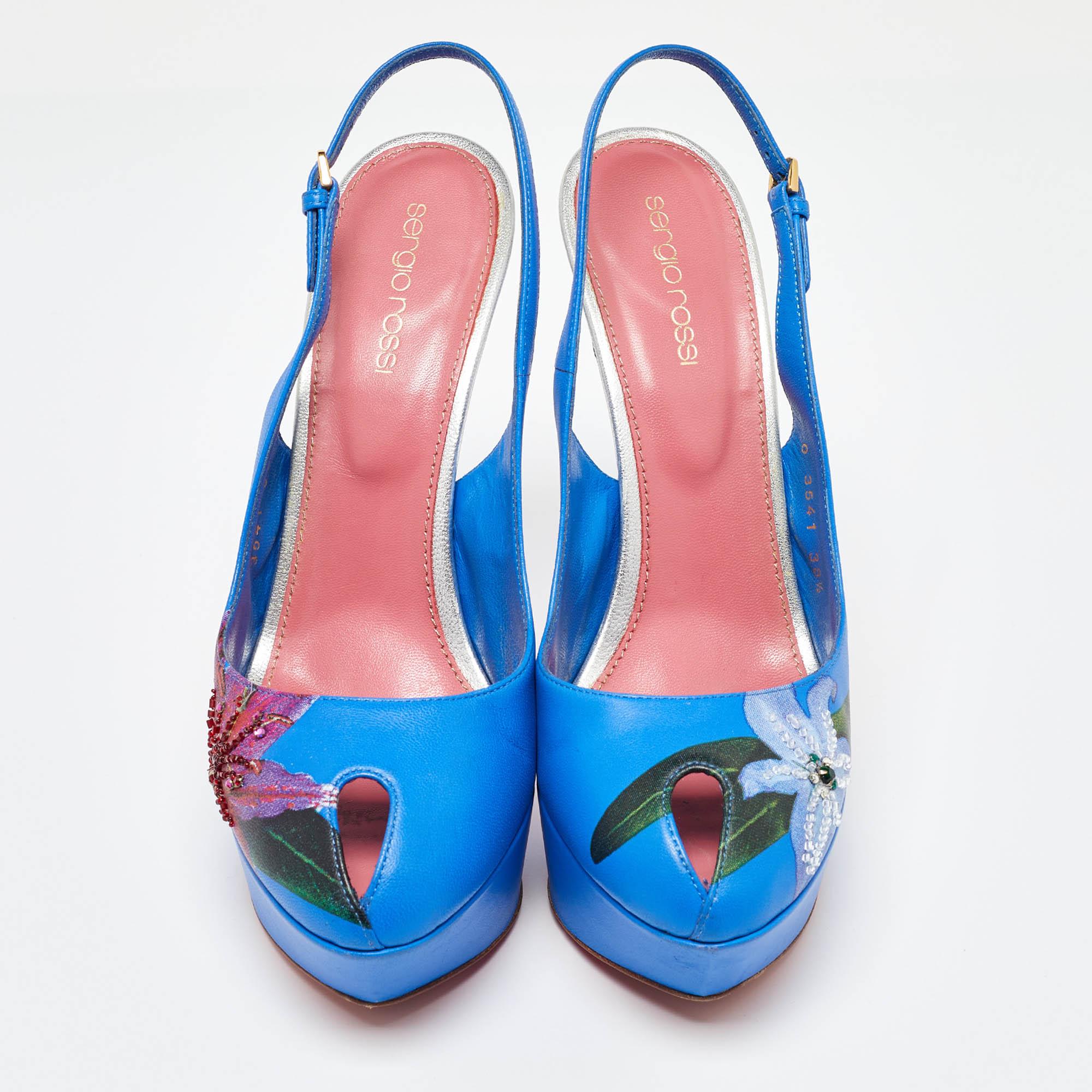 Sergio Rossi Blue Leather Peep Toe Platform Slingback Pumps Size 38.5 In Good Condition For Sale In Dubai, Al Qouz 2