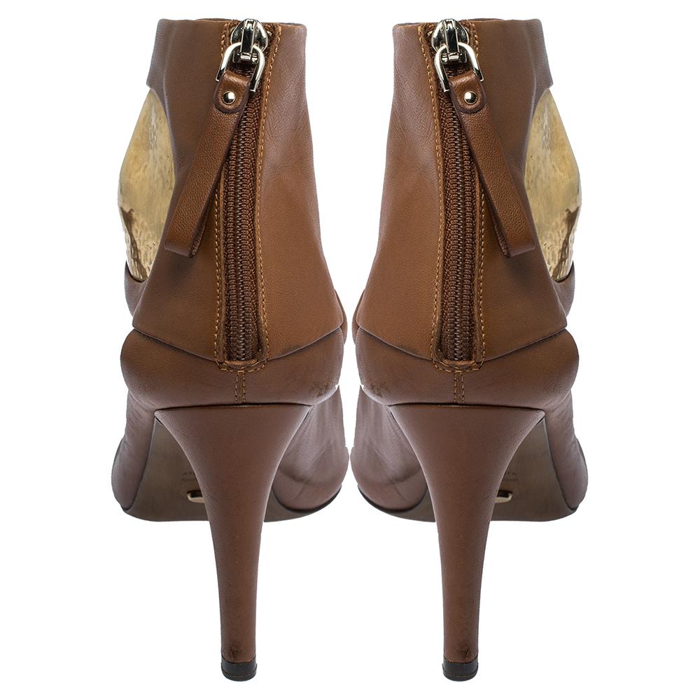 Sergio Rossi Brown/Gold Leather Cut Out Booties Size 36 In Good Condition For Sale In Dubai, Al Qouz 2