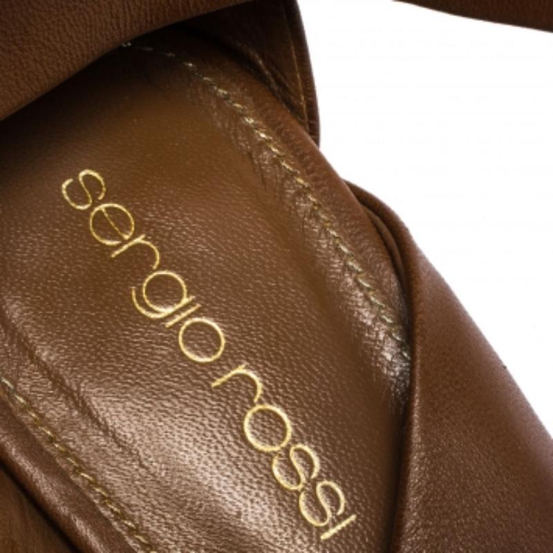 Sergio Rossi Braun/Gold Leder Cut Out Stiefeletten Größe 36 im Angebot 1