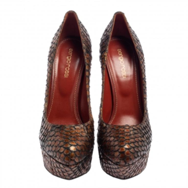 Black Sergio Rossi Brown Python Leather Platform Pumps Size 38 For Sale