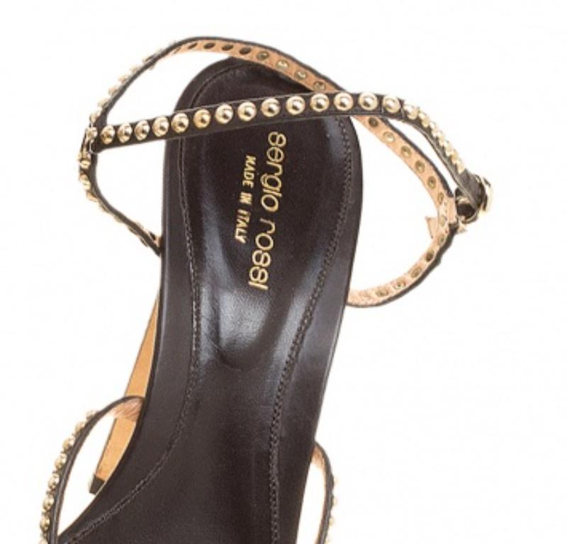 Sergio Rossi Sandalias de piel con tiras y tachuelas en marrón con plataforma y puntera abierta talla 40.5 en venta 4