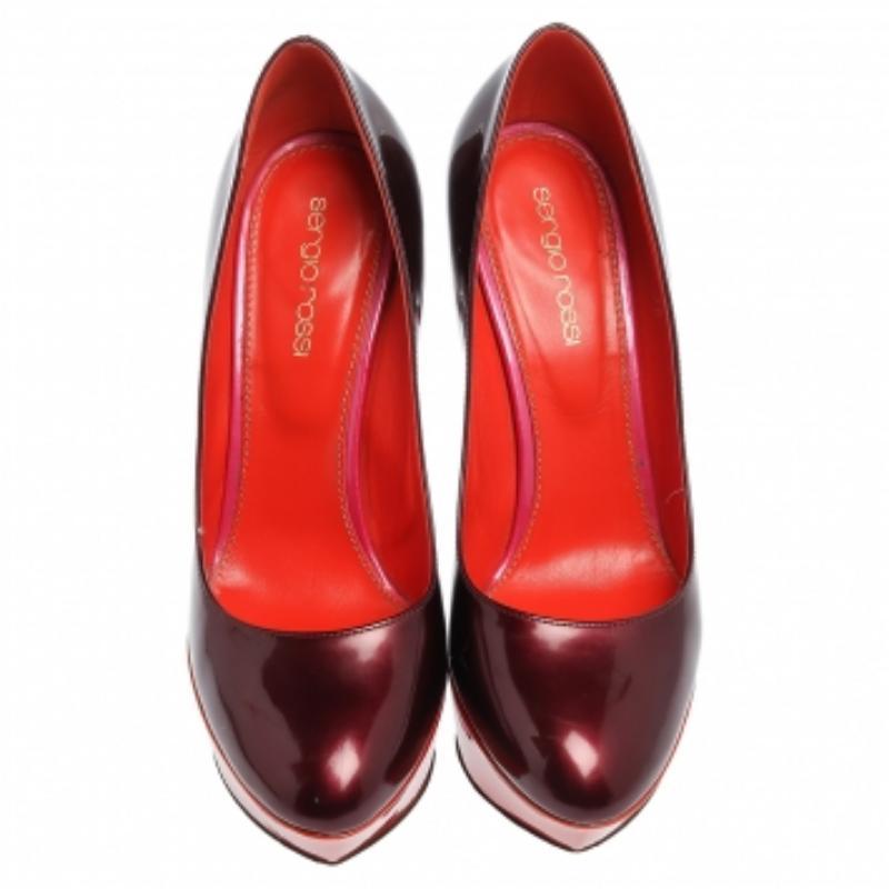 Sergio Rossi Burgundy/Orange Patent Leather Platform Pumps Size 36 In Fair Condition For Sale In Dubai, Al Qouz 2